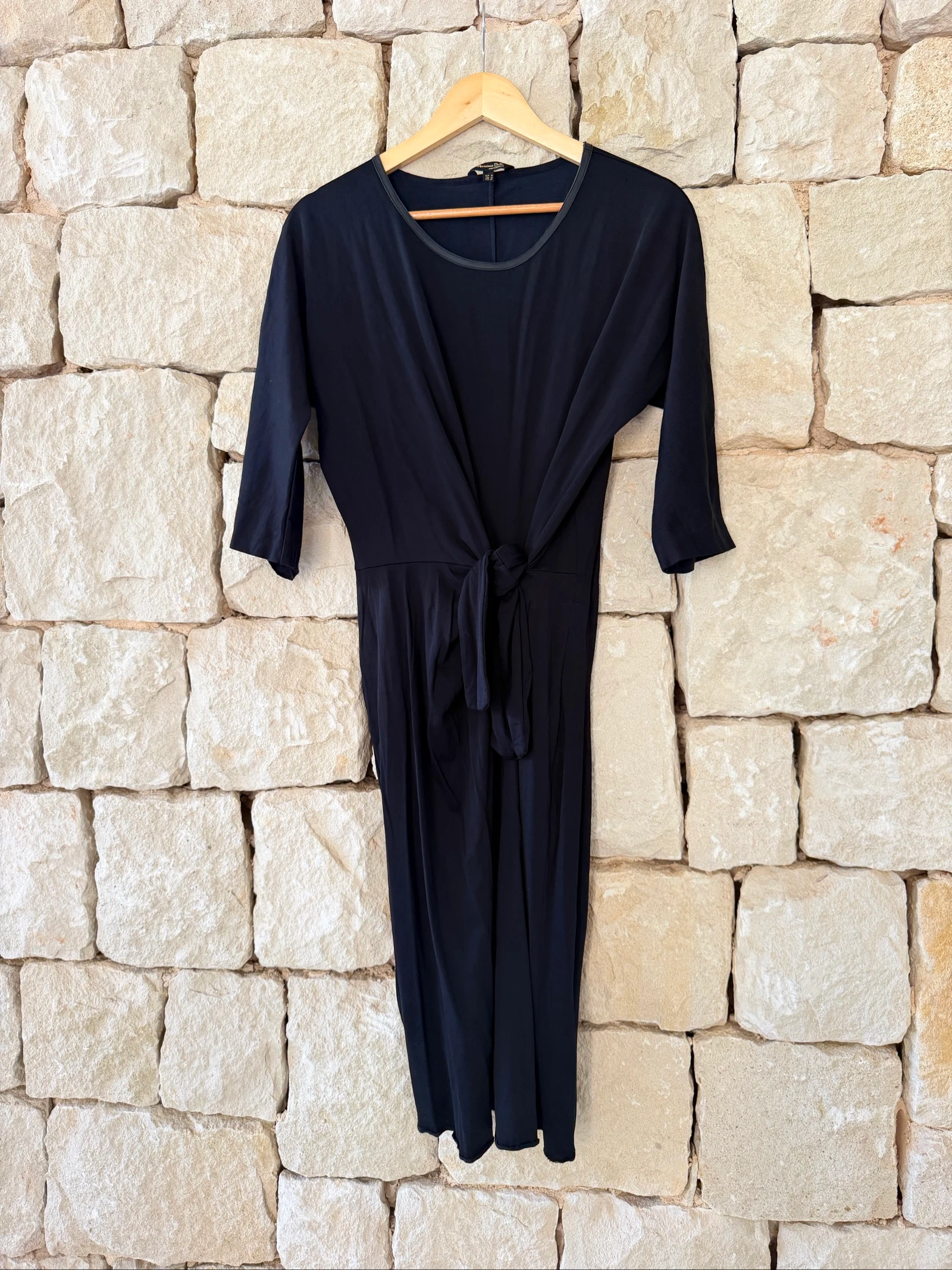 Vestido midi negro Talla M de Massimo Dutti